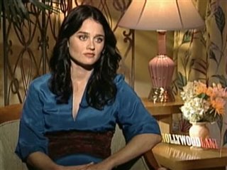 ROBIN TUNNEY (HOLLYWOODLAND) - Interview